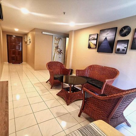Em Homestay Pekan Pangkor Exteriér fotografie