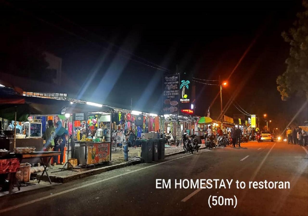 Em Homestay Pekan Pangkor Exteriér fotografie