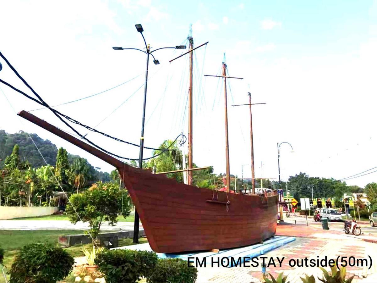 Em Homestay Pekan Pangkor Exteriér fotografie