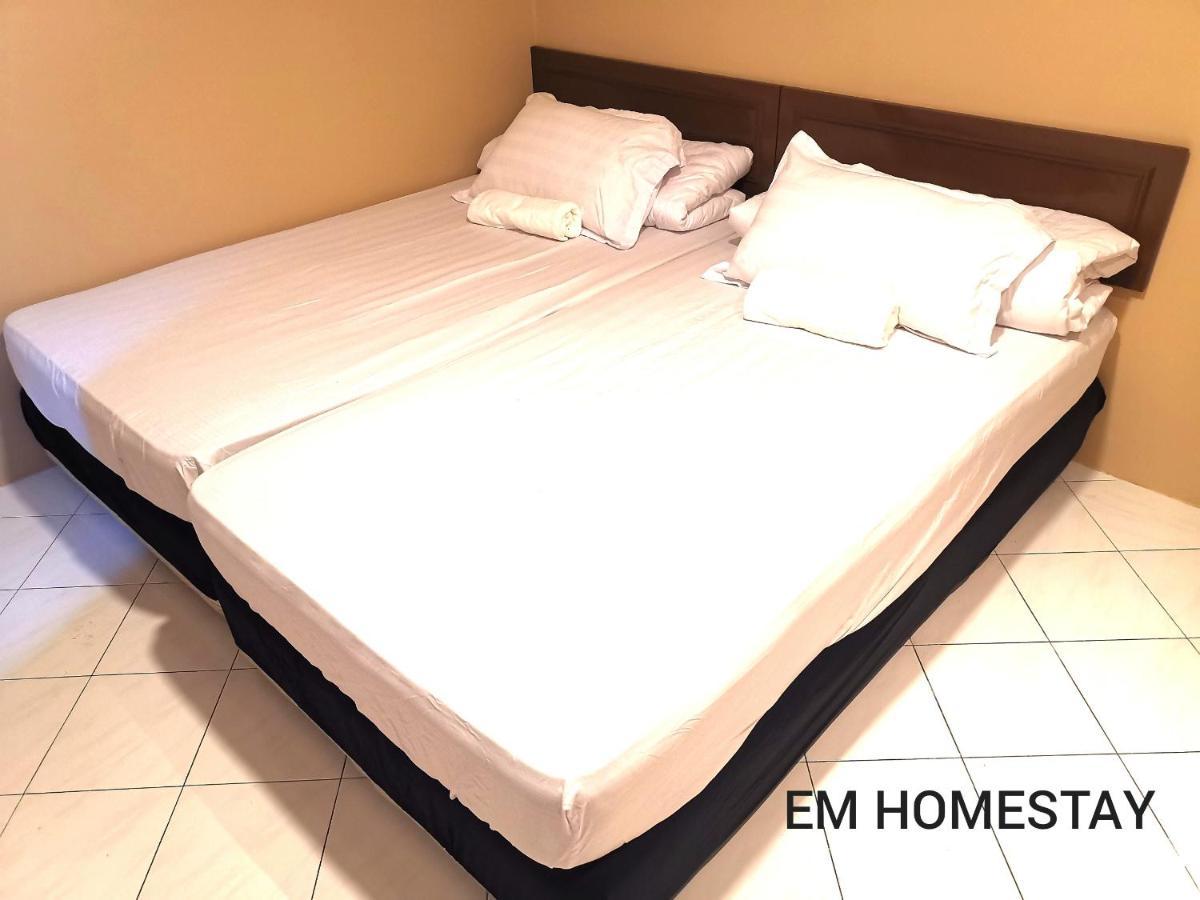Em Homestay Pekan Pangkor Exteriér fotografie