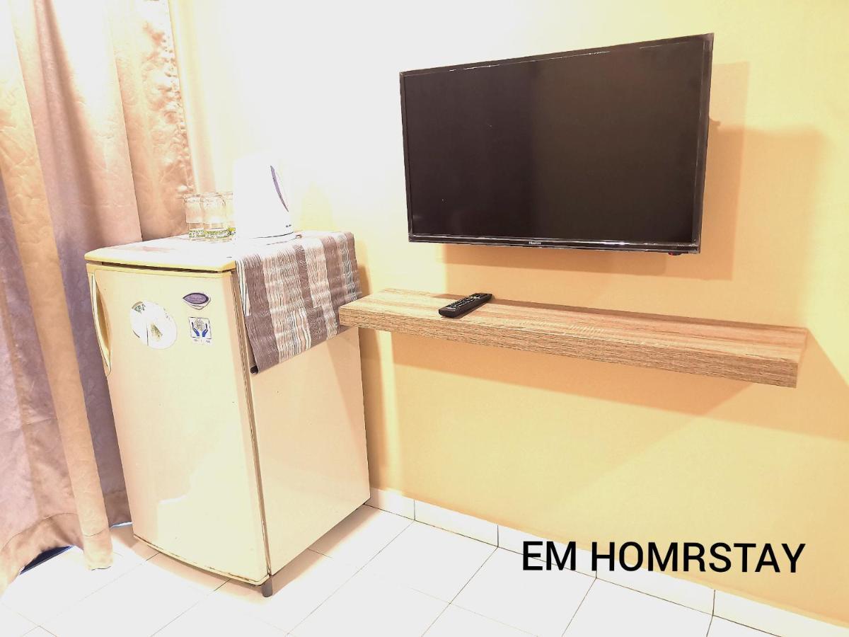 Em Homestay Pekan Pangkor Exteriér fotografie
