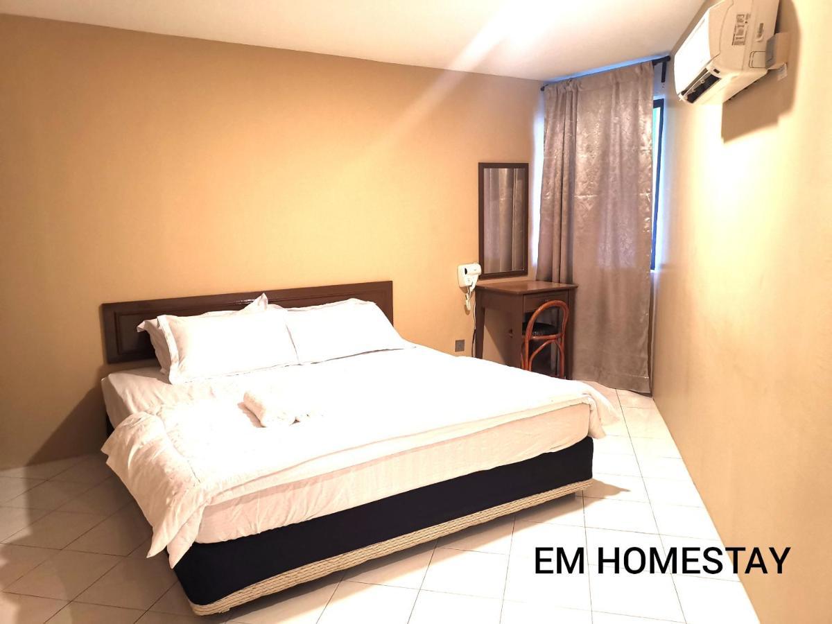 Em Homestay Pekan Pangkor Exteriér fotografie